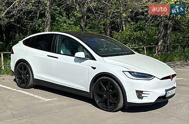 Tesla Model X 2018