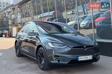 Tesla Model X  2017
