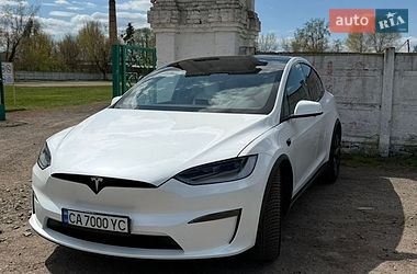 Tesla Model X  2024