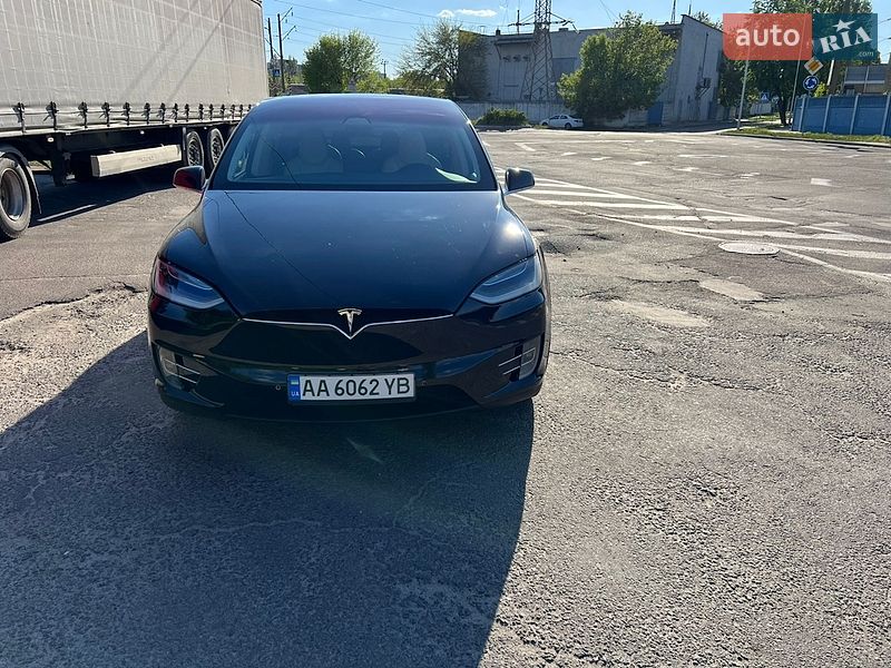Внедорожник / Кроссовер Tesla Model X 2018 в Киеве фото 7 Внедорожник / Кроссовер Tesla Model X 2018 в Киеве