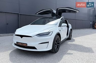 Tesla Model X 2022