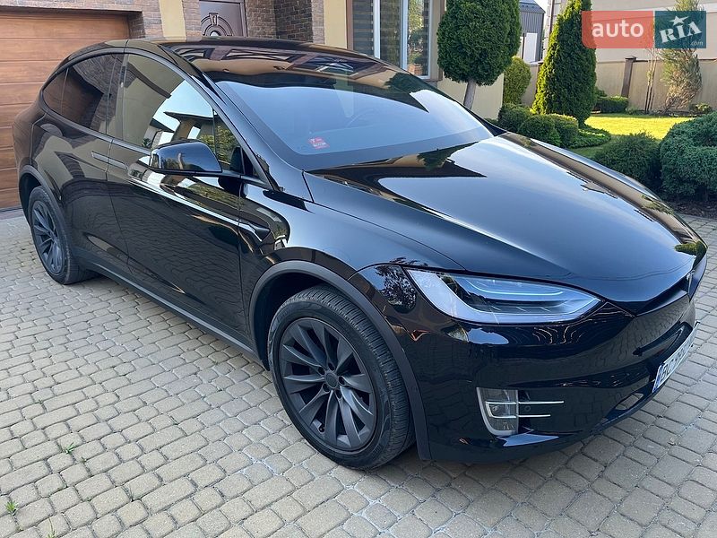 Tesla Model X 2017
