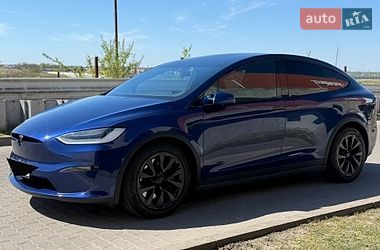 Tesla Model X 2022