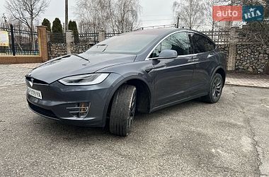 Tesla Model X  2017