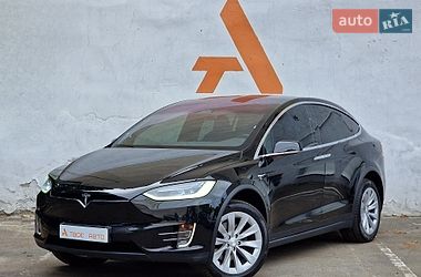 Tesla Model X  2017