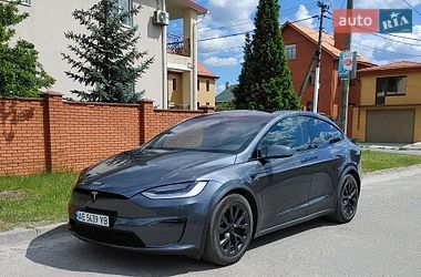Tesla Model X  2022