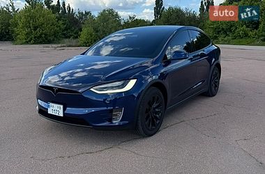 Tesla Model X  2019