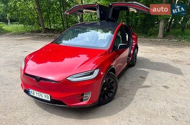 Tesla Model X  2019