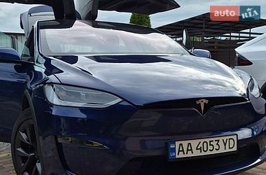 Tesla Model X 2023