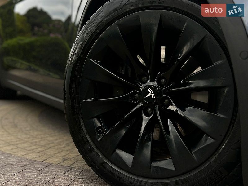 Внедорожник / Кроссовер Tesla Model X 2020 в Львове