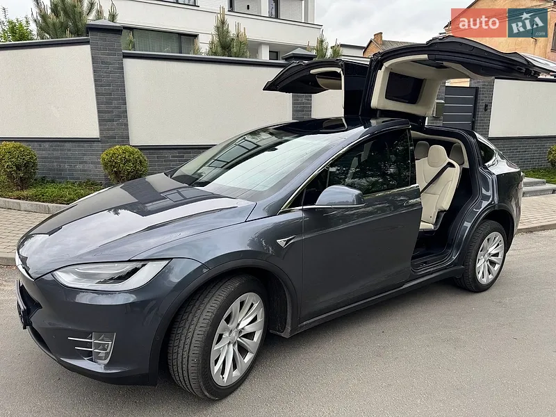 Tesla Model X