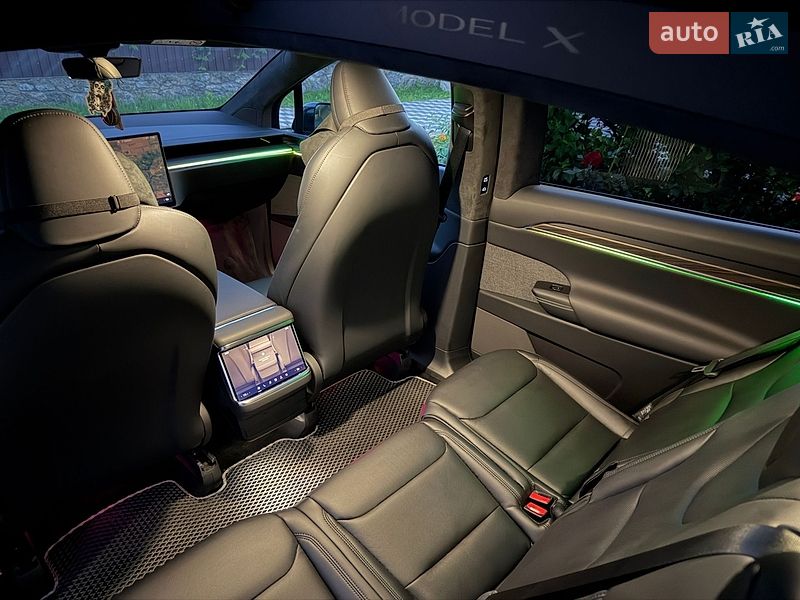 Позашляховик / Кросовер Tesla Model X 2023 в Києві