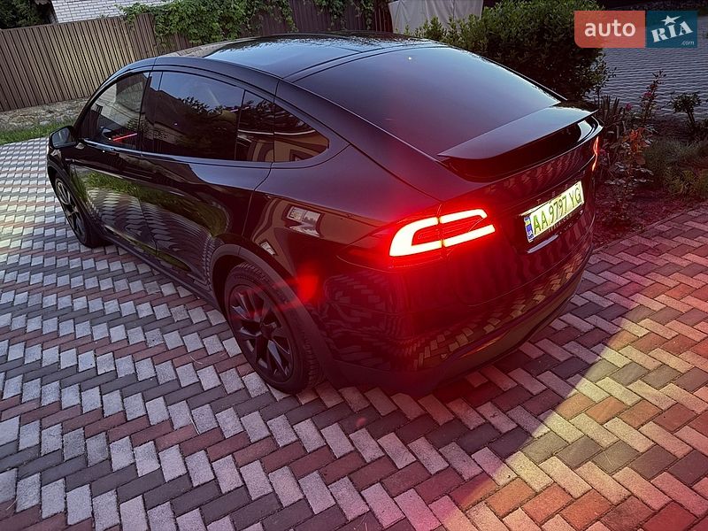 Позашляховик / Кросовер Tesla Model X 2023 в Києві