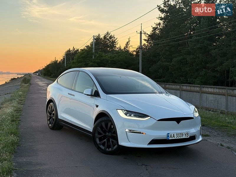Внедорожник / Кроссовер Tesla Model X 2022 в Киеве