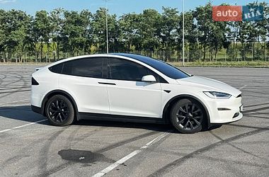 Tesla Model X  2022