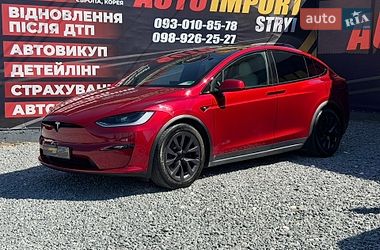 Tesla Model X  2023