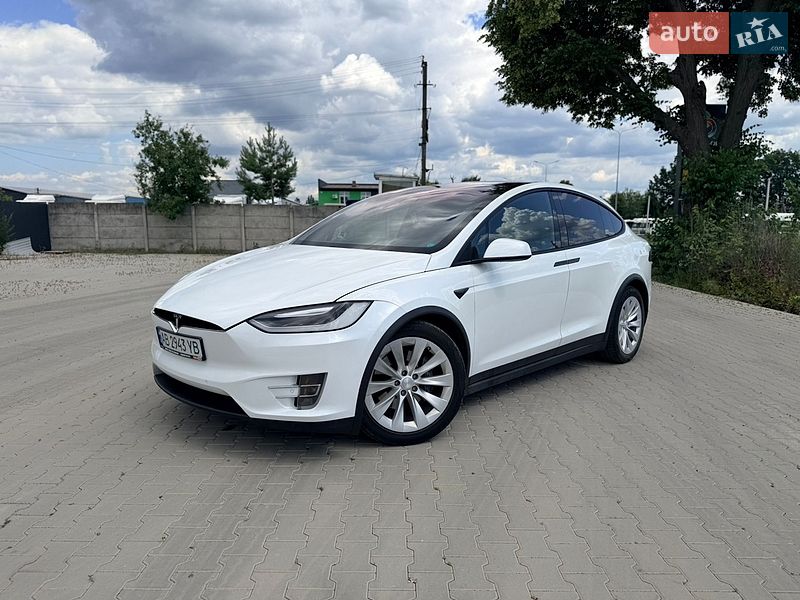 Внедорожник / Кроссовер Tesla Model X 2017 в Виннице