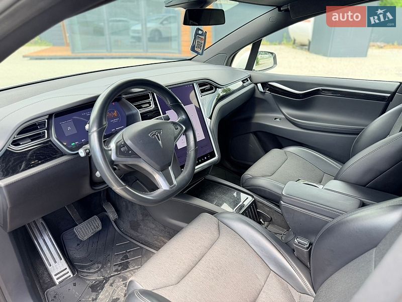 Внедорожник / Кроссовер Tesla Model X 2017 в Виннице