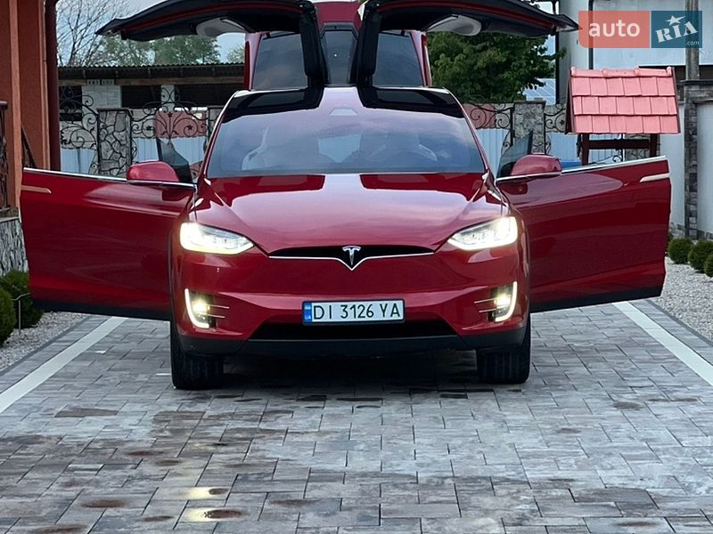 Tesla Model X 2016