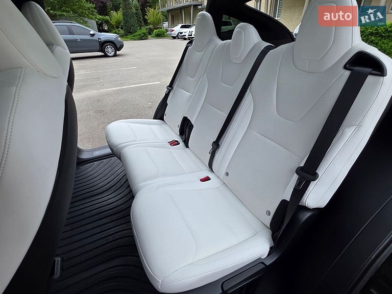 Внедорожник / Кроссовер Tesla Model X 2023 в Днепре