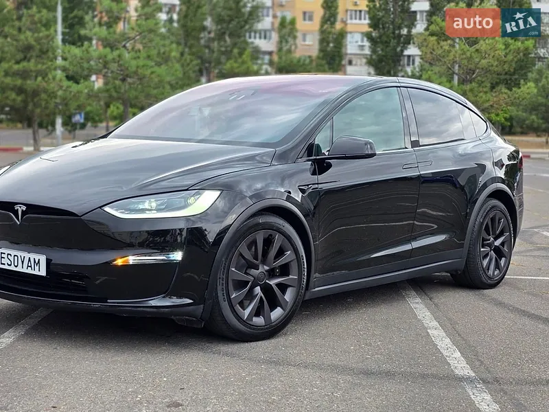 Tesla Model X