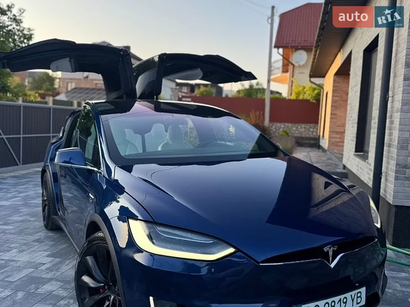 Tesla Model X