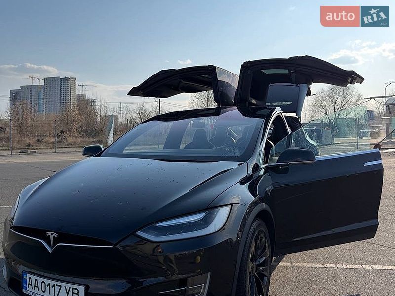 Tesla Model X 2016