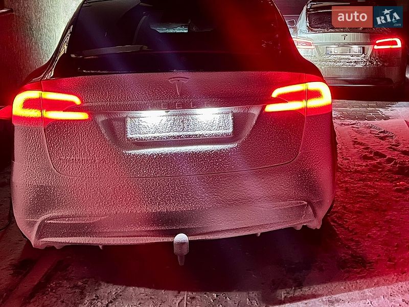 Внедорожник / Кроссовер Tesla Model X 2016 в Каменец-Подольском фото 19 Внедорожник / Кроссовер Tesla Model X 2016 в Каменец-Подольском