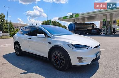 Позашляховик / Кросовер Tesla Model X 2017 в Сквирі
