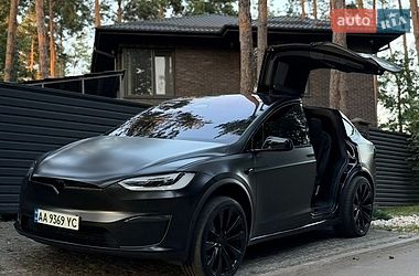 Tesla Model X 2022