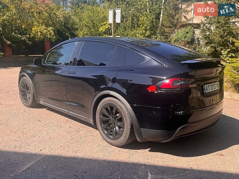Позашляховик / Кросовер Tesla Model X 2019 в Івано-Франківську