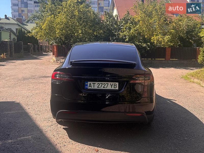 Позашляховик / Кросовер Tesla Model X 2019 в Івано-Франківську