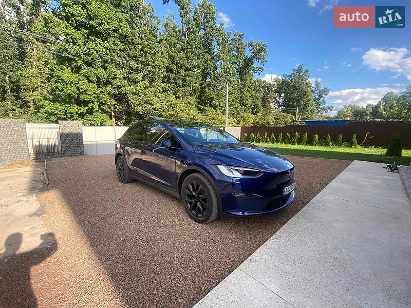 Внедорожник / Кроссовер Tesla Model X 2023 в Киеве