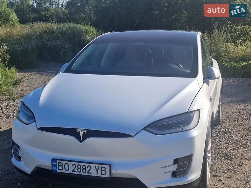 Tesla Model X