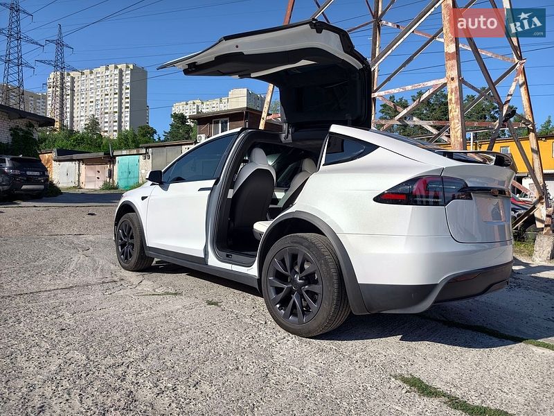 Позашляховик / Кросовер Tesla Model X 2023 в Вишгороді