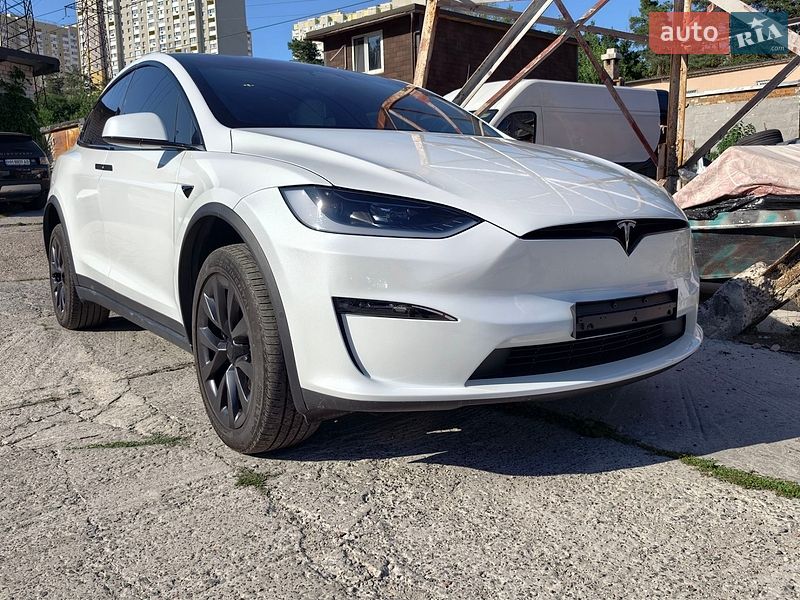 Позашляховик / Кросовер Tesla Model X 2023 в Вишгороді