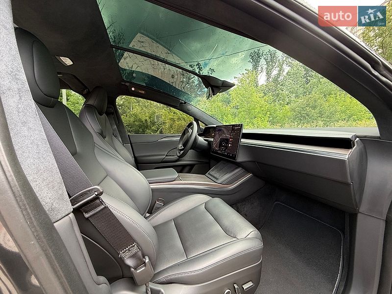 Внедорожник / Кроссовер Tesla Model X 2024 в Харькове