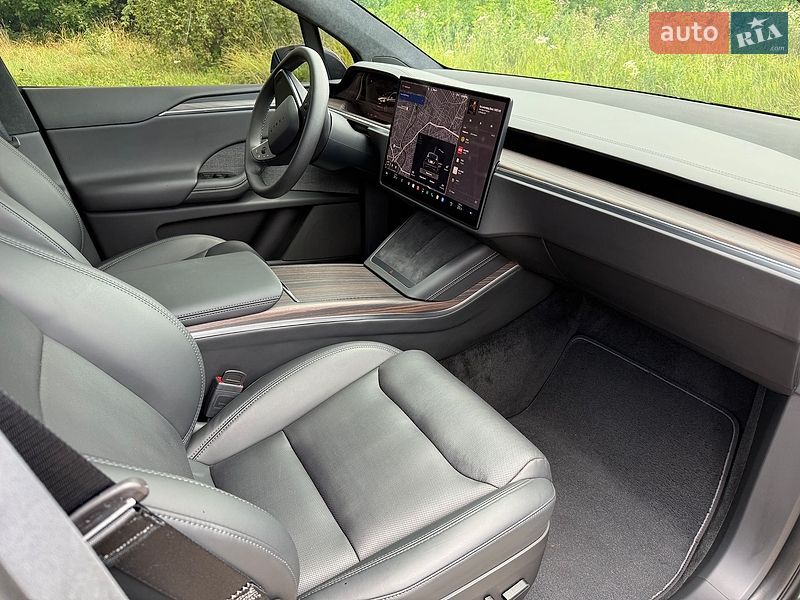 Внедорожник / Кроссовер Tesla Model X 2024 в Харькове