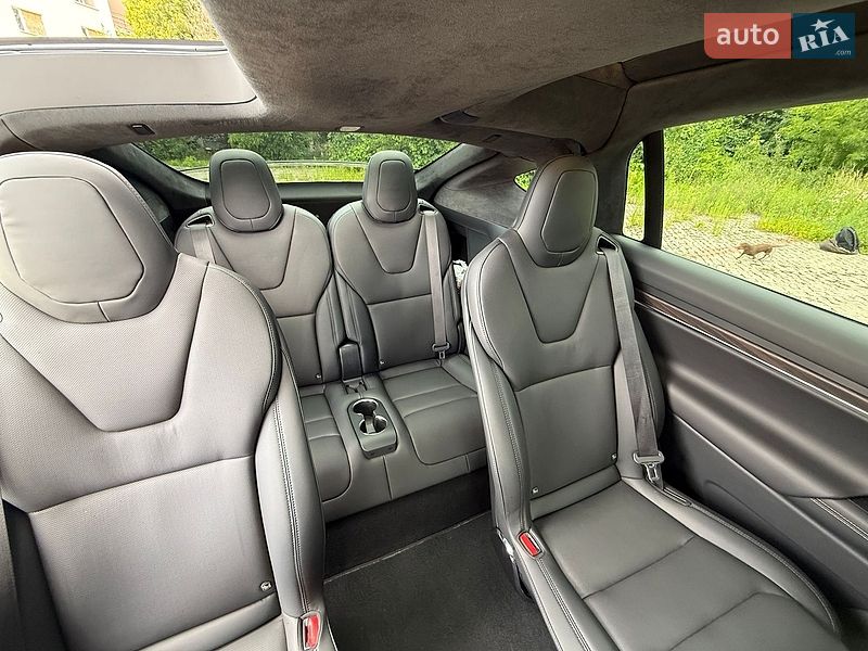 Внедорожник / Кроссовер Tesla Model X 2024 в Харькове