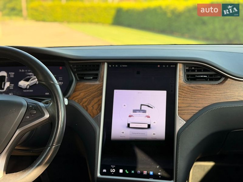 Внедорожник / Кроссовер Tesla Model X 2019 в Кривом Роге