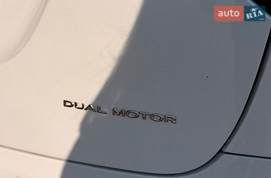 Внедорожник / Кроссовер Tesla Model X 2019 в Кривом Роге