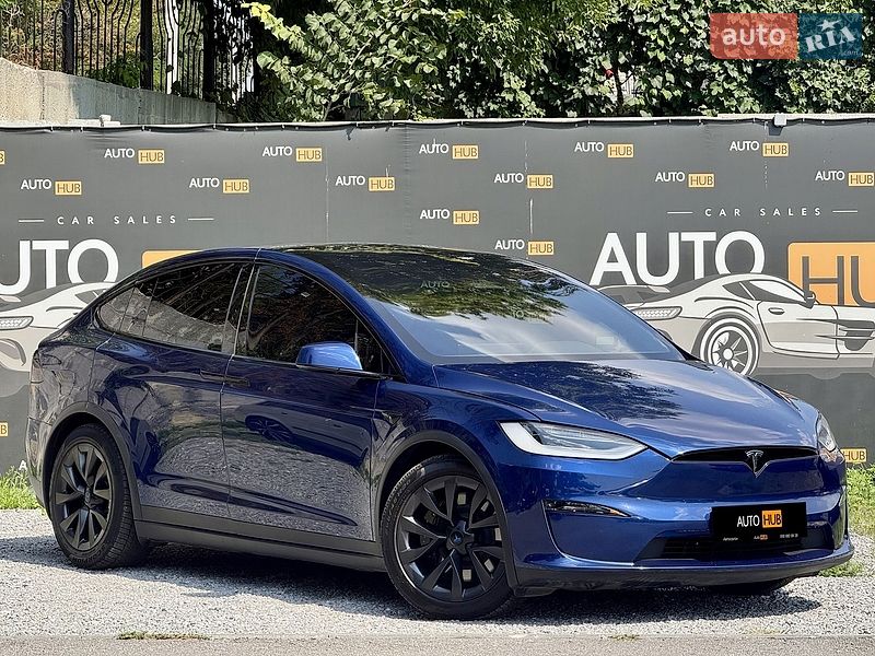 Tesla Model X 2023