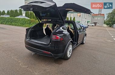Внедорожник / Кроссовер Tesla Model X 2016 в Киеве