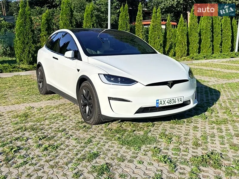 Tesla Model X