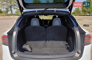 Внедорожник / Кроссовер Tesla Model X 2019 в Николаеве