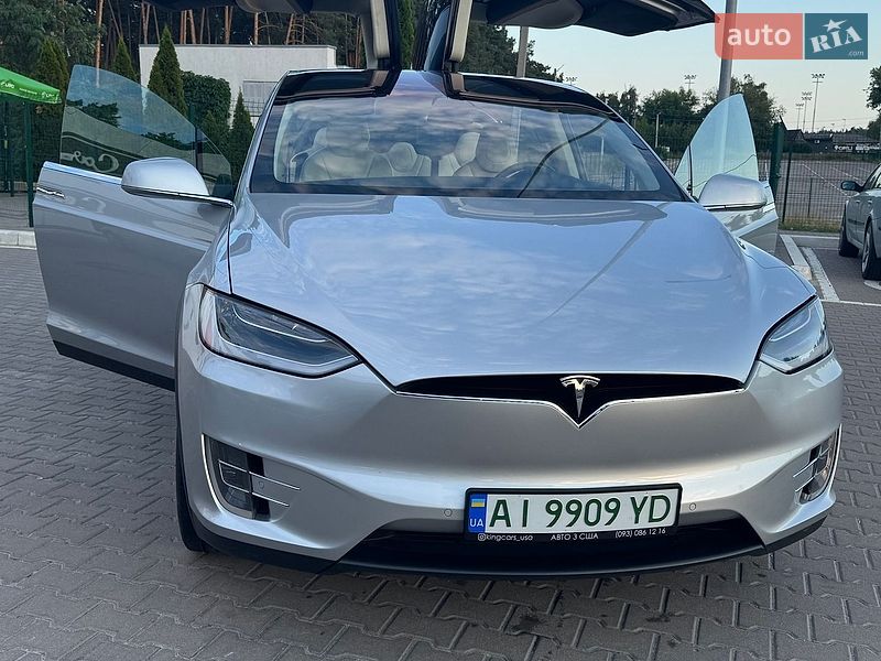 Внедорожник / Кроссовер Tesla Model X 2018 в Киеве фото 3 Внедорожник / Кроссовер Tesla Model X 2018 в Киеве