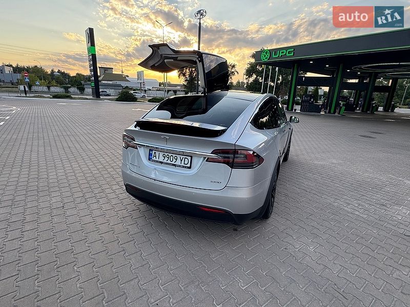 Внедорожник / Кроссовер Tesla Model X 2018 в Киеве фото 6 Внедорожник / Кроссовер Tesla Model X 2018 в Киеве