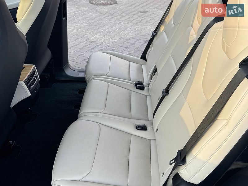 Внедорожник / Кроссовер Tesla Model X 2018 в Киеве фото 11 Внедорожник / Кроссовер Tesla Model X 2018 в Киеве