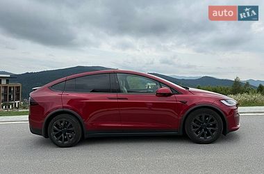 Tesla Model X  2024