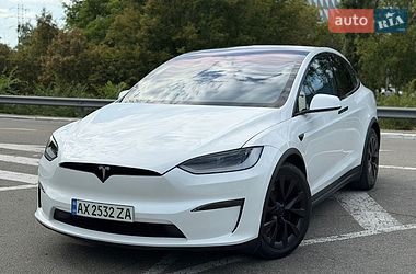 Tesla Model X  2023